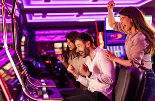 ligaibc mobile app interface showing slot games and live casino options